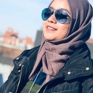 Meet your Posher, Syeda